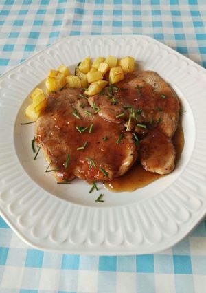 Foto principal de Pechuga de pavo con salsa de miel