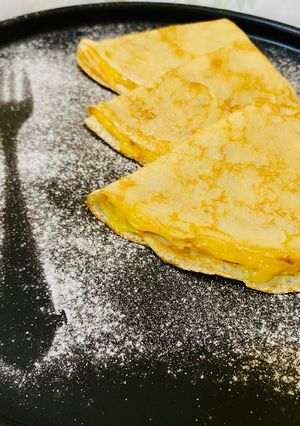 A picture of Lemon Crêpes.
