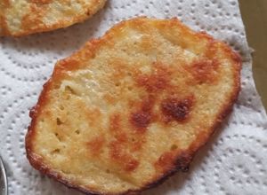 Una foto de Panquecas de avena y pera, para bebé de 9 meses aprox