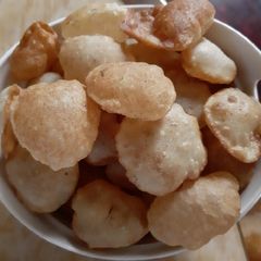 A picture of Pani poori.