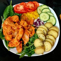 A picture of My Kimichi & Chilli Marinated Chicken with Salad 🥰.