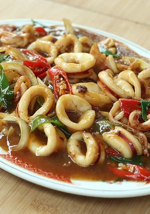 Foto resep Cumi Saus Tiram Devina Hermawan
