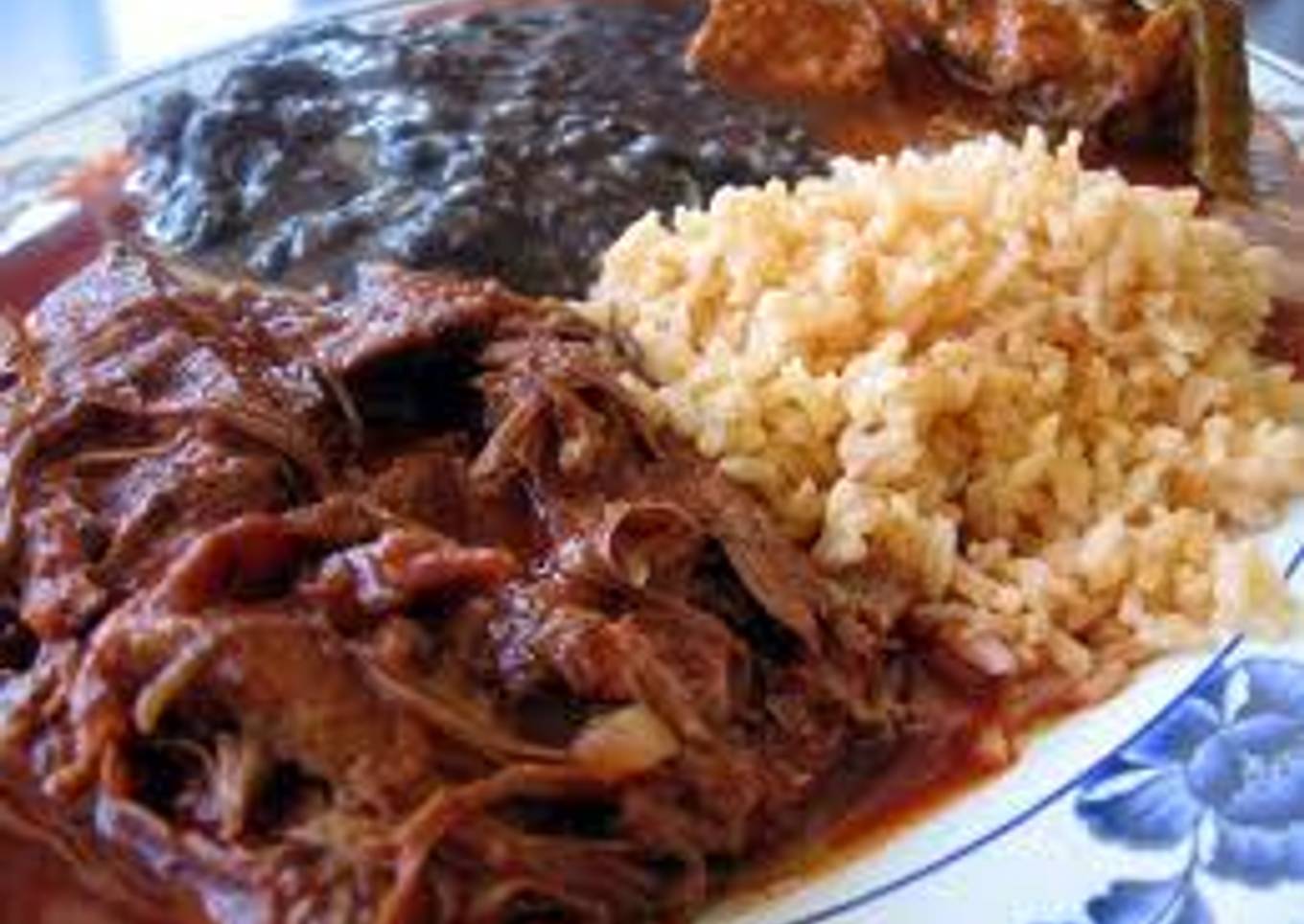 Barbacoa de res al tinto