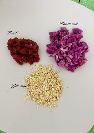 Hình của món Cháo Yến mạch thịt bò.