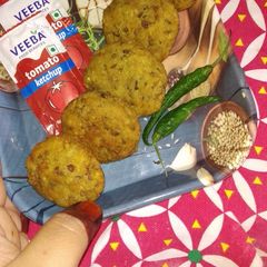 A picture of Sprouted moong cutlet.