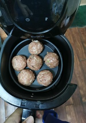 豬肉丸子（氣炸鍋） 的食譜成品照片