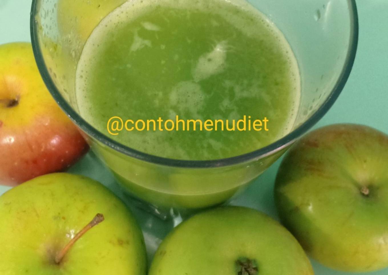 Jus apel malang sawi hijau