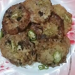 A picture of Potato and daal kbab.