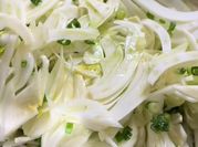 A picture of stalks green onions