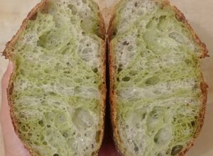 Foto resep Flaxseeds Pandan Swirl Sourdough Bread