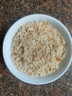 பிரெட் கிரம்ப்ஸ் (Bread crumbs recipe in tamil) செய்முறை முக்கிய புகைப்படம்