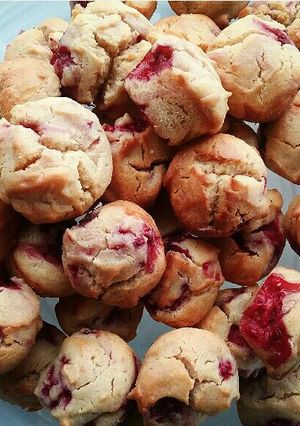 A picture of Raspberry and Lemon Mini Muffins.