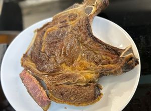 Una foto de Chuletón el Airfryer Cosori