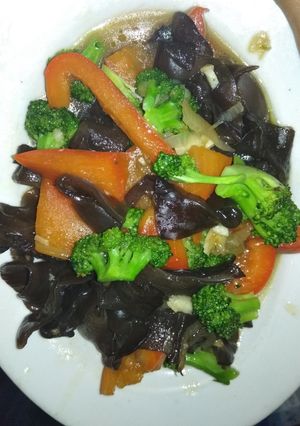 Foto resep Brocoli /jamur kuping/ paprika