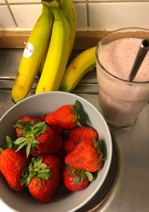 Foto resep Strawberry Pisang Smoothie