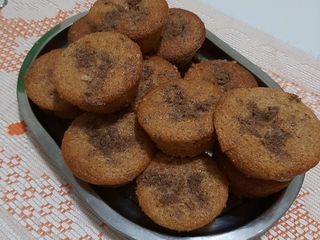 Bolinho integral de pinhão