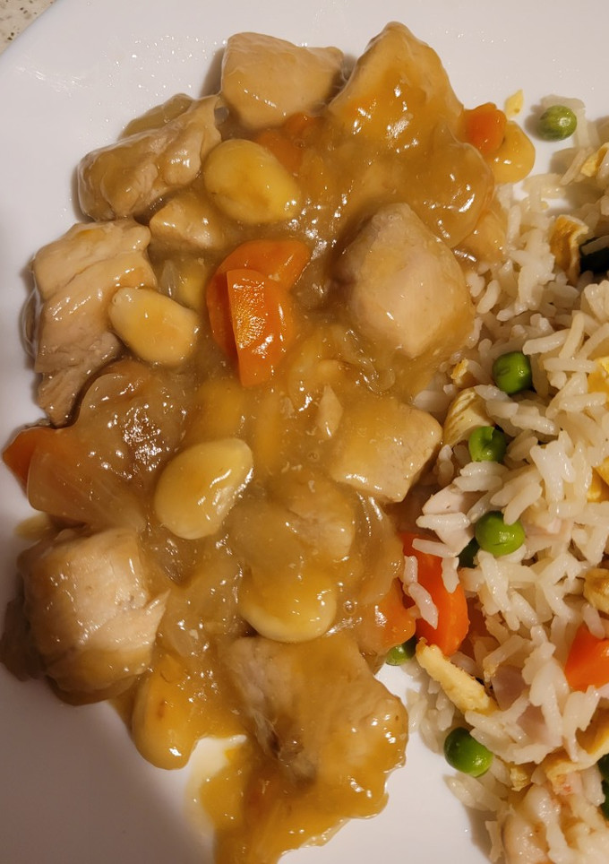 Una foto de Pollo con almendras estilo chino casero!!