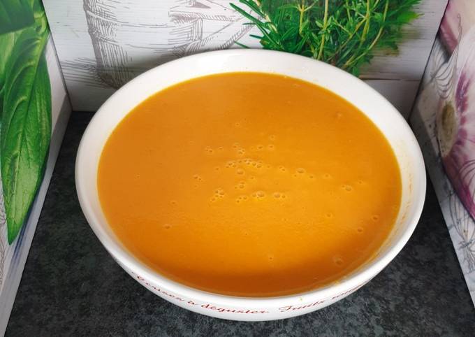 Velouté de carottes 🥕 au lait de coco 😋 de Stef Fanny - Cookpad