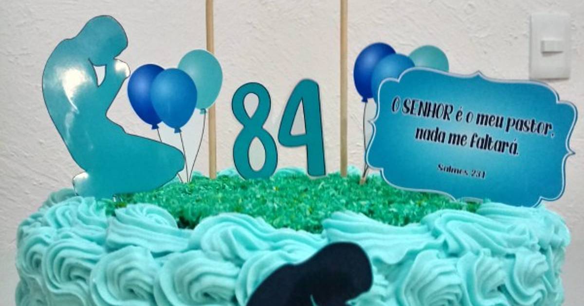 Seucreyson-24anos-melhor idade - Olha o bolo de aniversário do