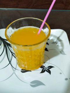 आरेंज ज्युस (orange juice recipe in marathi) रेसिपी चे मुख्य फोटो