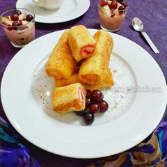 A picture of French Toast Roll Ups.