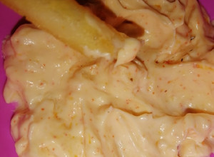 Una foto de Dip de ajo y pimentón