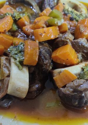 A picture of Osso Buco.