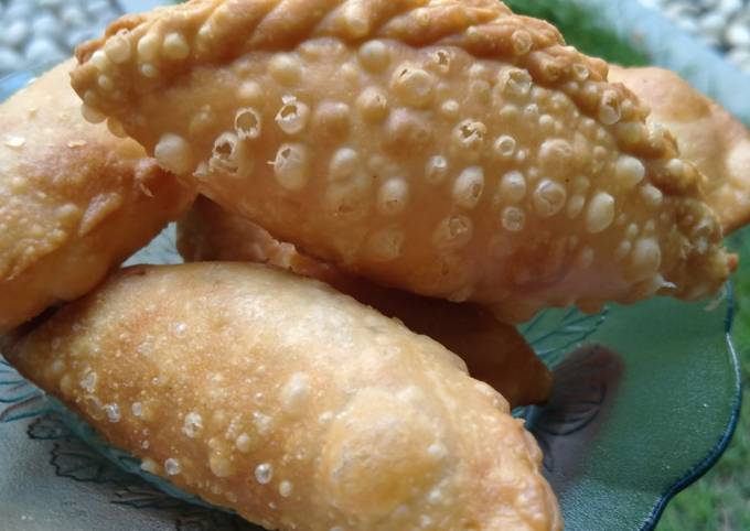 Langkah Mudah untuk Menyiapkan Pastel renyah merekah untuk jualan, Bisa Manjain Lidah