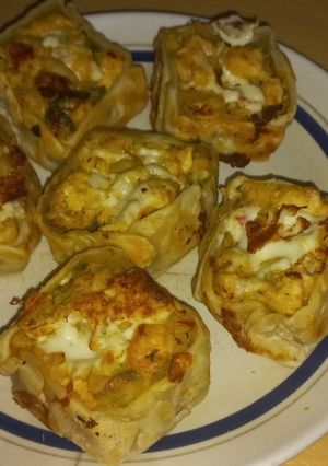Una foto de Tartaletas de pollo y puerro