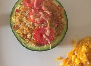 Una foto de Zapallito relleno de quinoa