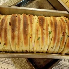 A picture of Pull apart Bread.