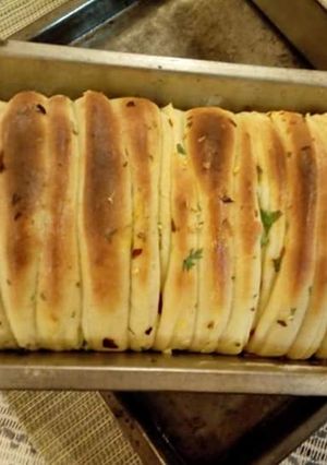 A picture of Pull apart Bread.