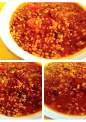 Una foto de Lentejas con verduras y arroz