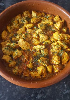 A picture of Tagine with Marinated Chicken Breast Pieces 🐔🐓.
