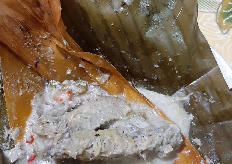 Garang asem ayam Santan