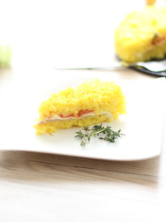 Una foto de Pastel de arroz amarillo a la mozzarela