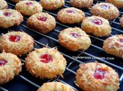 Gambar thumbprint strawberry