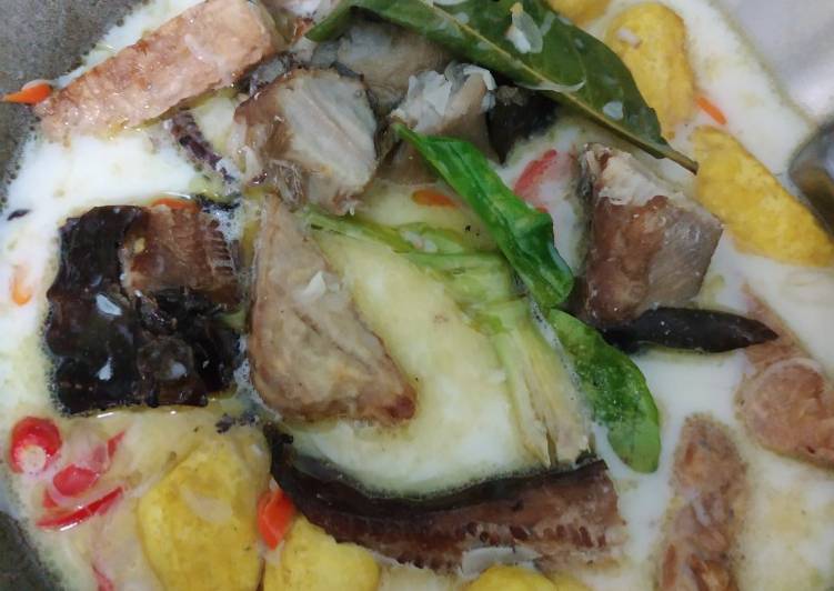 Mangut iwak Pe, tempe, tahu dengan Fiber Creme