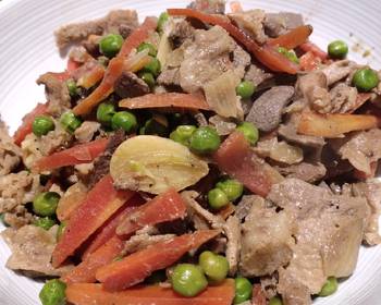 Popular Cuisine Egado with Peas Home Style