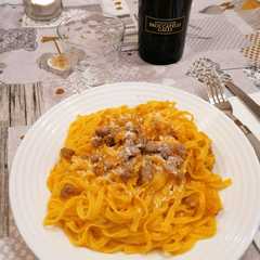 Foto di Tagliatelle con zucca e salsiccia
