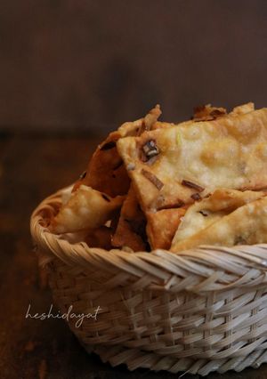 Foto resep Pangsit Bawang (left over)