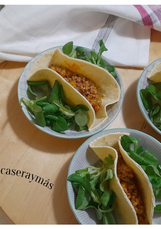 Una foto de Tacos de ternera y pisto -batch cooking-