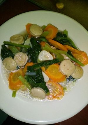 Foto resep Tumis Sawi Wortel Sosis