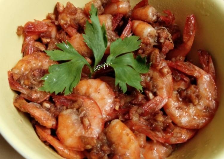 Cara Gampang Membuat Udang goreng bawang putih, Enak