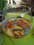 Bowl de Vino Rosé, Durazno y Albahaca