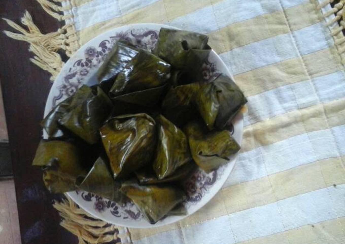Resep Bongkos poci(moci khas tegal)