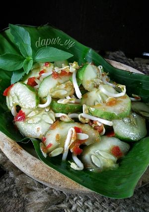 Foto resep REUCEUH TIMUN Toge...seger benerrr