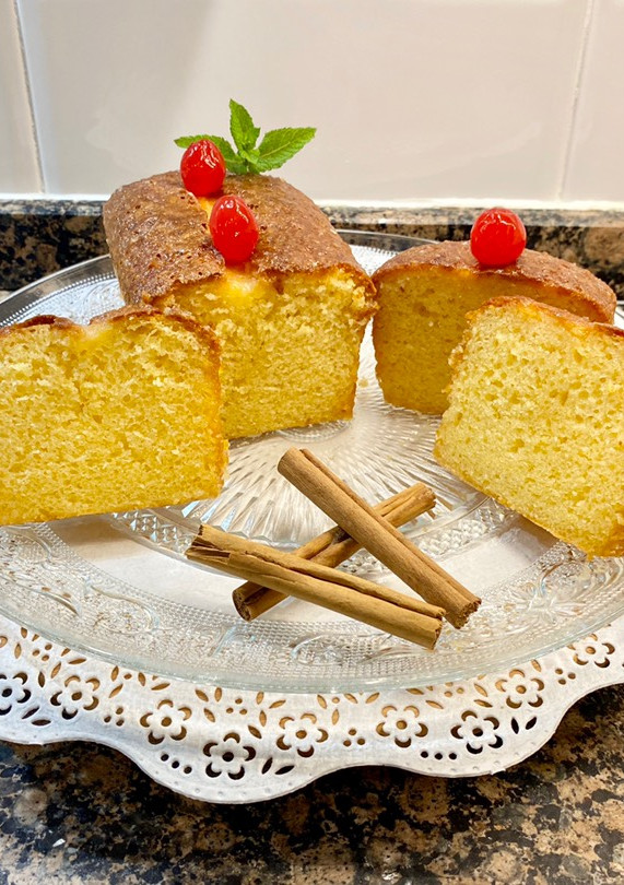 Una foto de Plumcake de chocolate blanco y limón, en licuadora