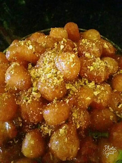 صورة لوصفة عوامة او لقمة القاضي او زلابيا بتقرش قرش 👌