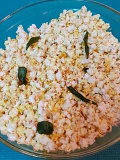 ધાણી નો ચેવડો (Dhani Chevdo Recipe In Gujarati) રેસીપી મુખ્ય ફોટો